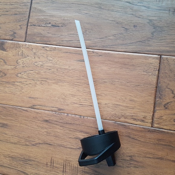 Hyundai Plastic BPA Free Water Bottle Guelph Hyundai - Picture 7 of 13